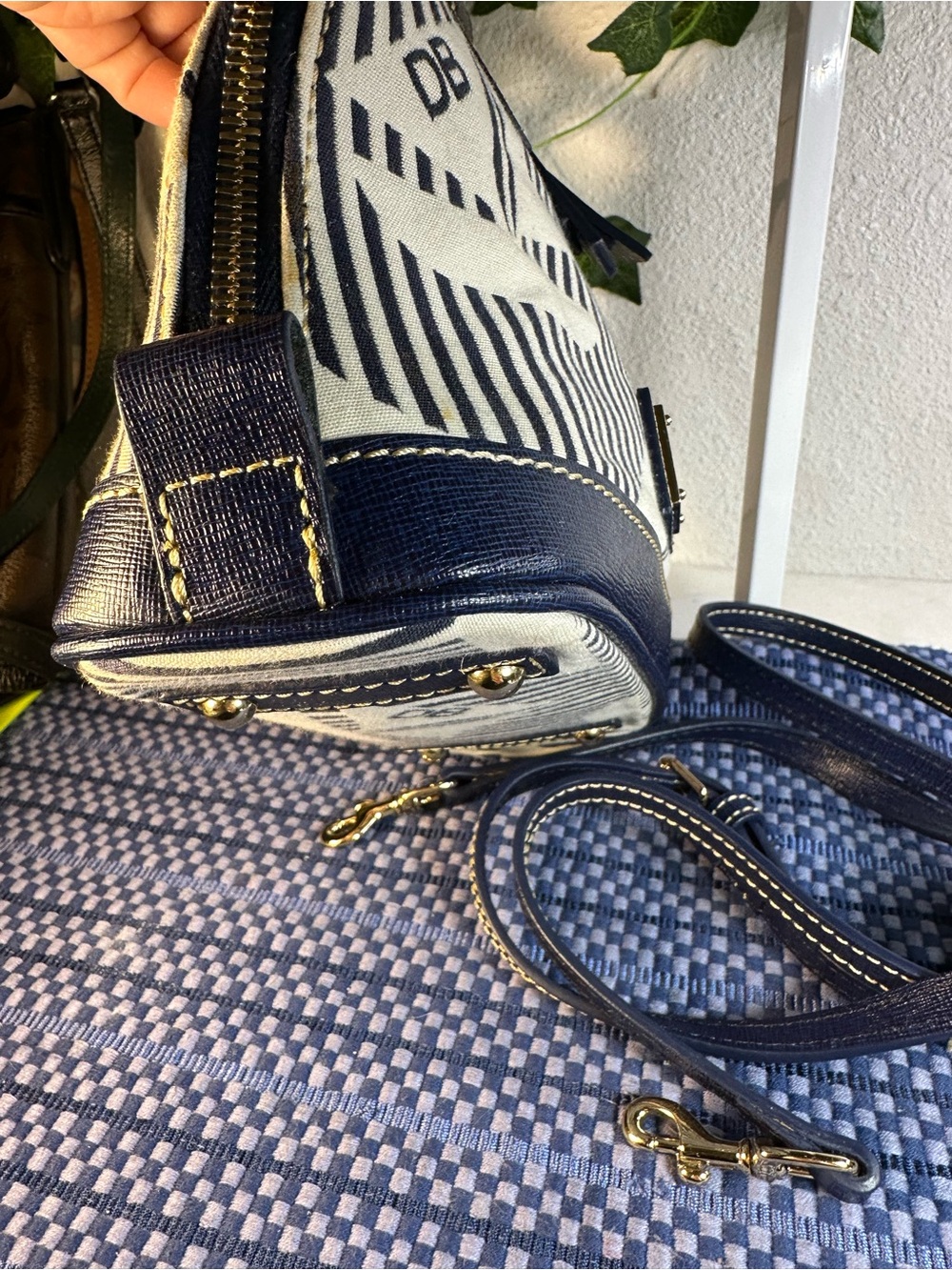 Dooney & Bourke Sailboat Bitsy Crossbody Bag - Navy & Cream Nautical Print - Picture 7 of 16